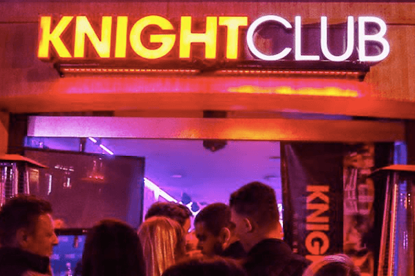 Feiern im Knight Club beim Junggesellenabschied Düsseldorf